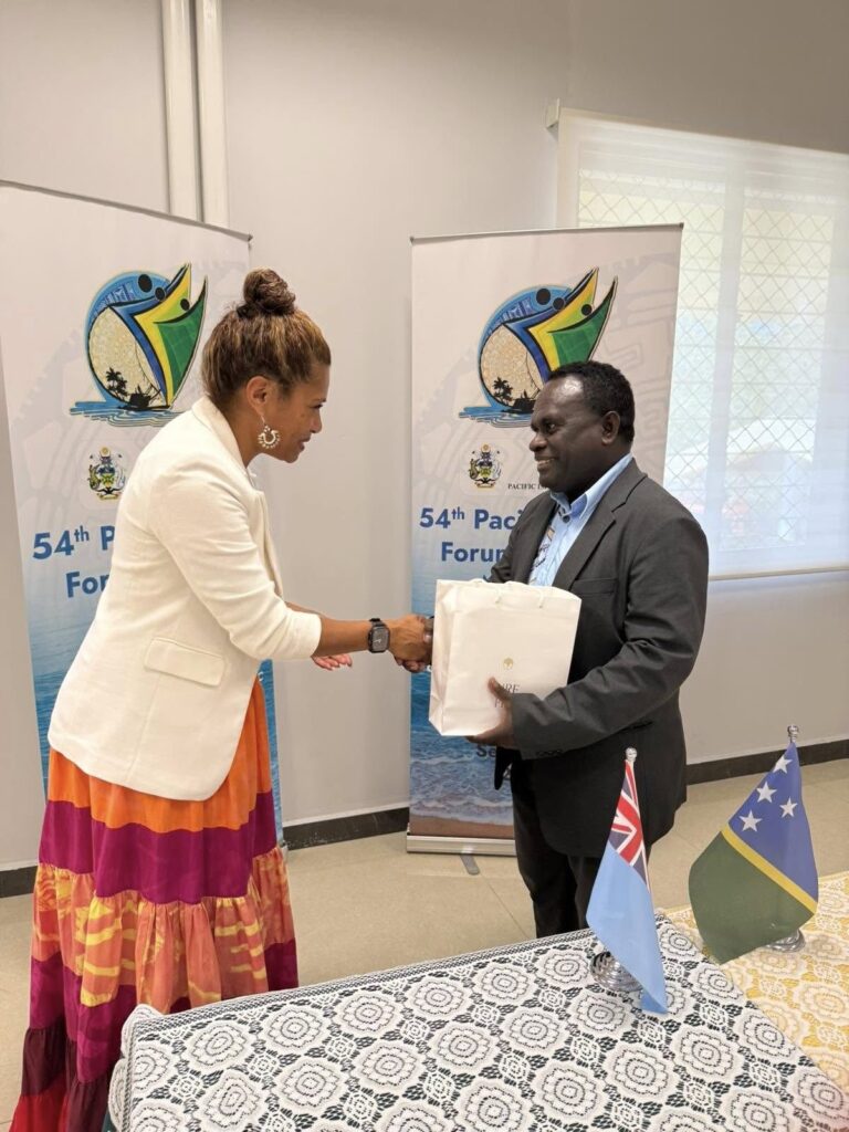 Exchange of Gifts between Minister Tabuya and Minister Kologeto